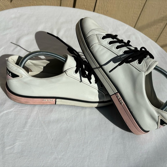 Prada BIANCO LEATHER LACE UP LOGO LOW TOP SNEAKERS - Picture 12 of 16
